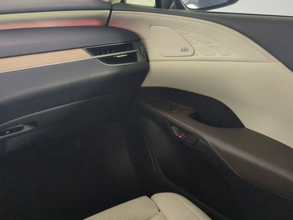 Used 2024 Lexus RX 450h AWD w/ Convenience Package image 20