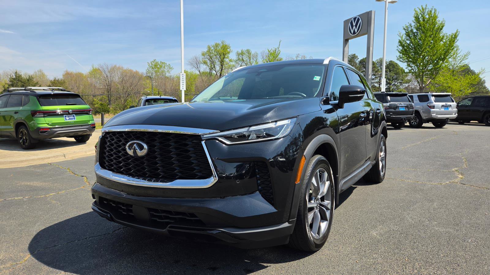 Used 2023 INFINITI QX60 Luxe w/ Vision Package image 9
