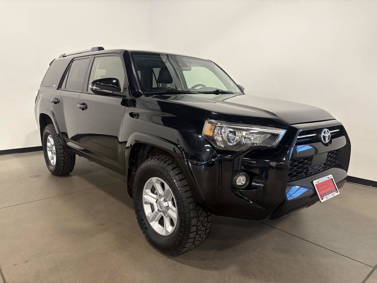 Used 2021 Toyota 4Runner SR5 Premium w/ Moonroof Package AWD/4WD image 1