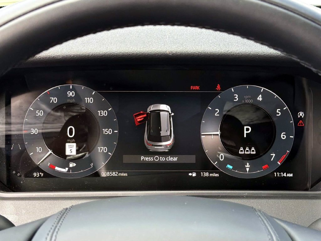 Used 2026 Land Rover Range Rover Velar S AWD/4WD image 27