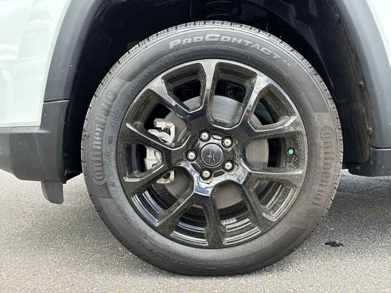 New 2026 Jeep Compass Latitude AWD/4WD image 18