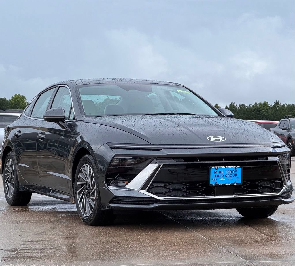 New 2026 Hyundai Sonata SEL FWD image 10