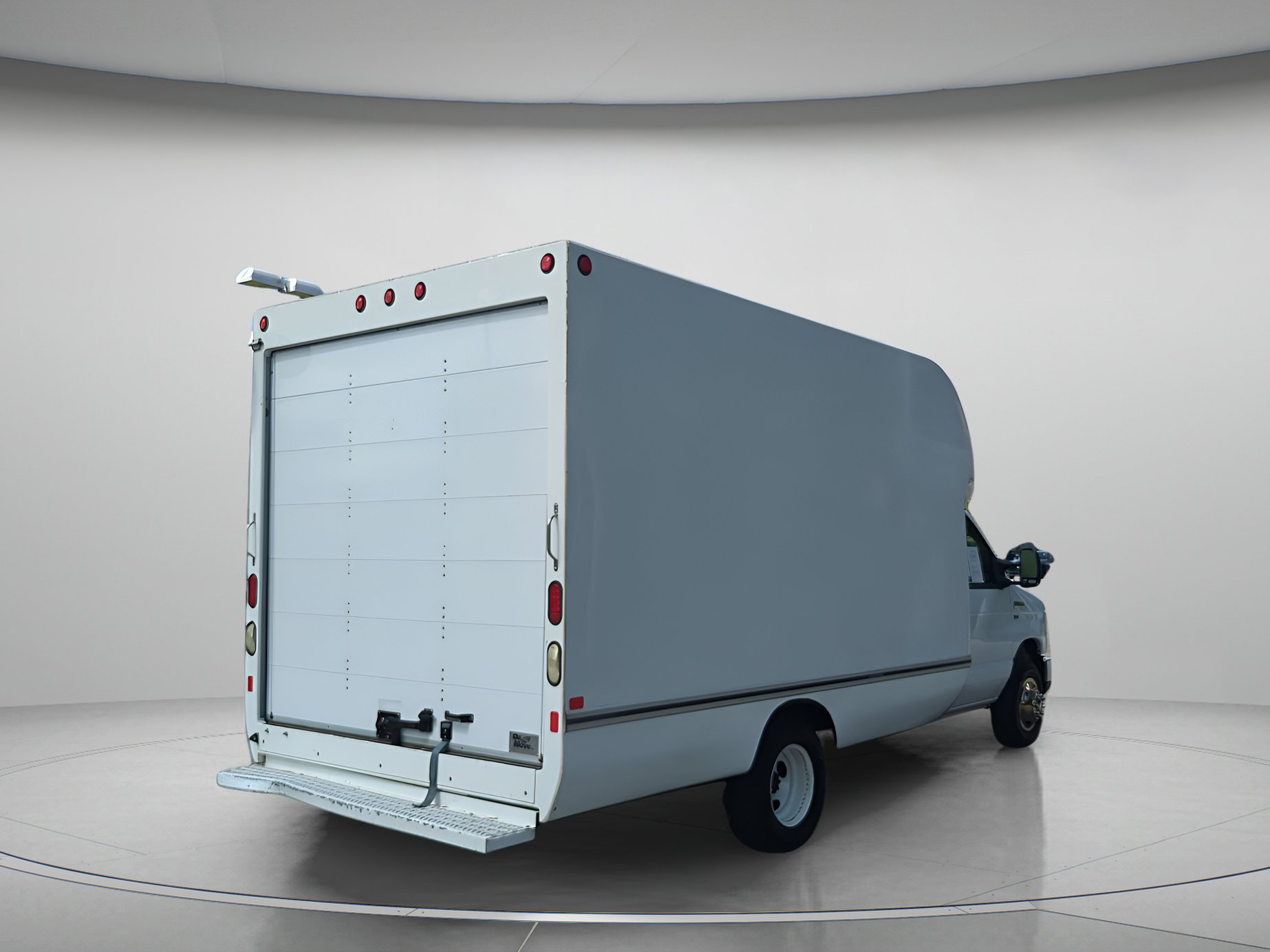 Used 2019 Ford E-350 and Econoline 350 Super Duty RWD image 42
