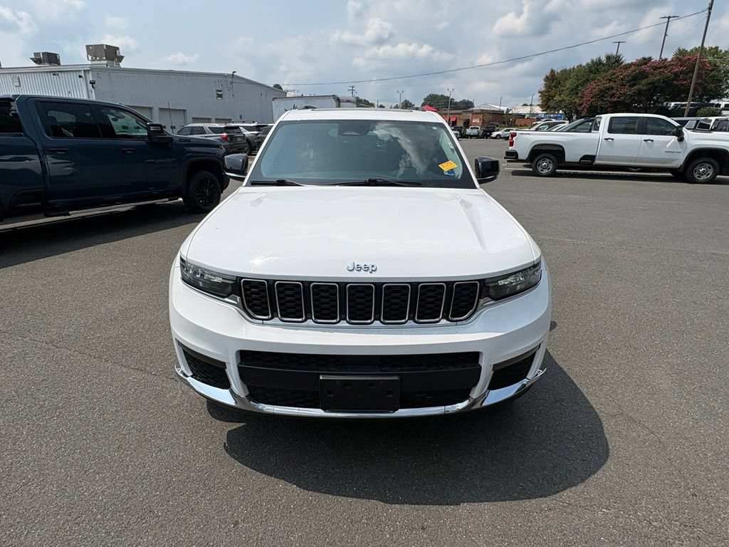 Used 2021 Jeep Grand Cherokee L Limited AWD/4WD image 4