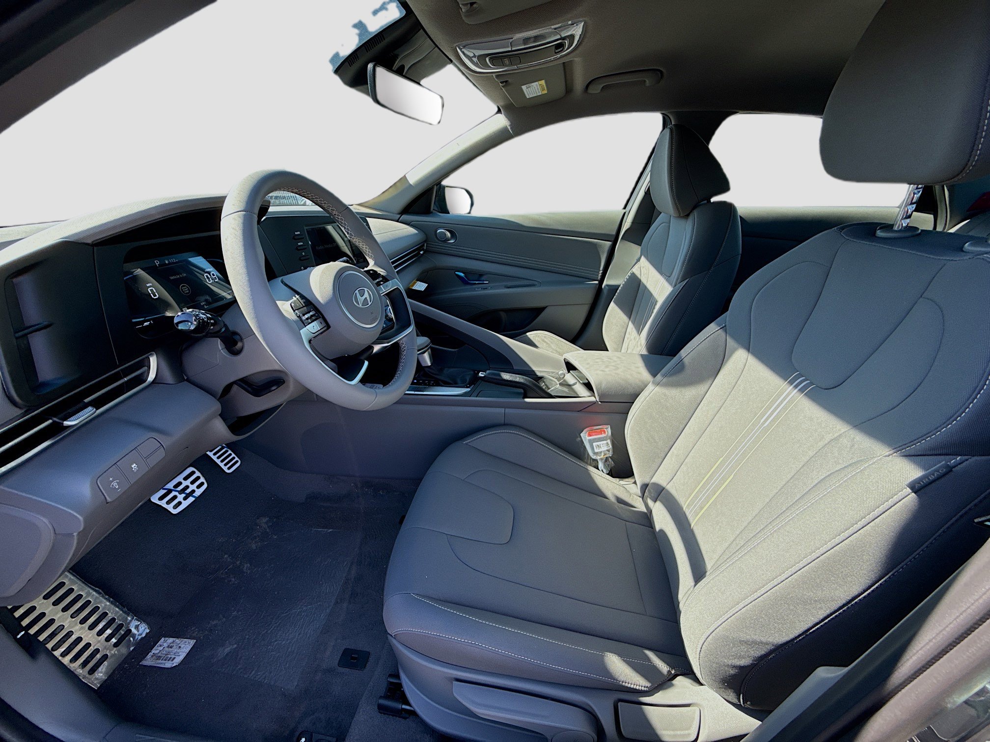 New 2026 Hyundai Elantra Sport FWD image 14
