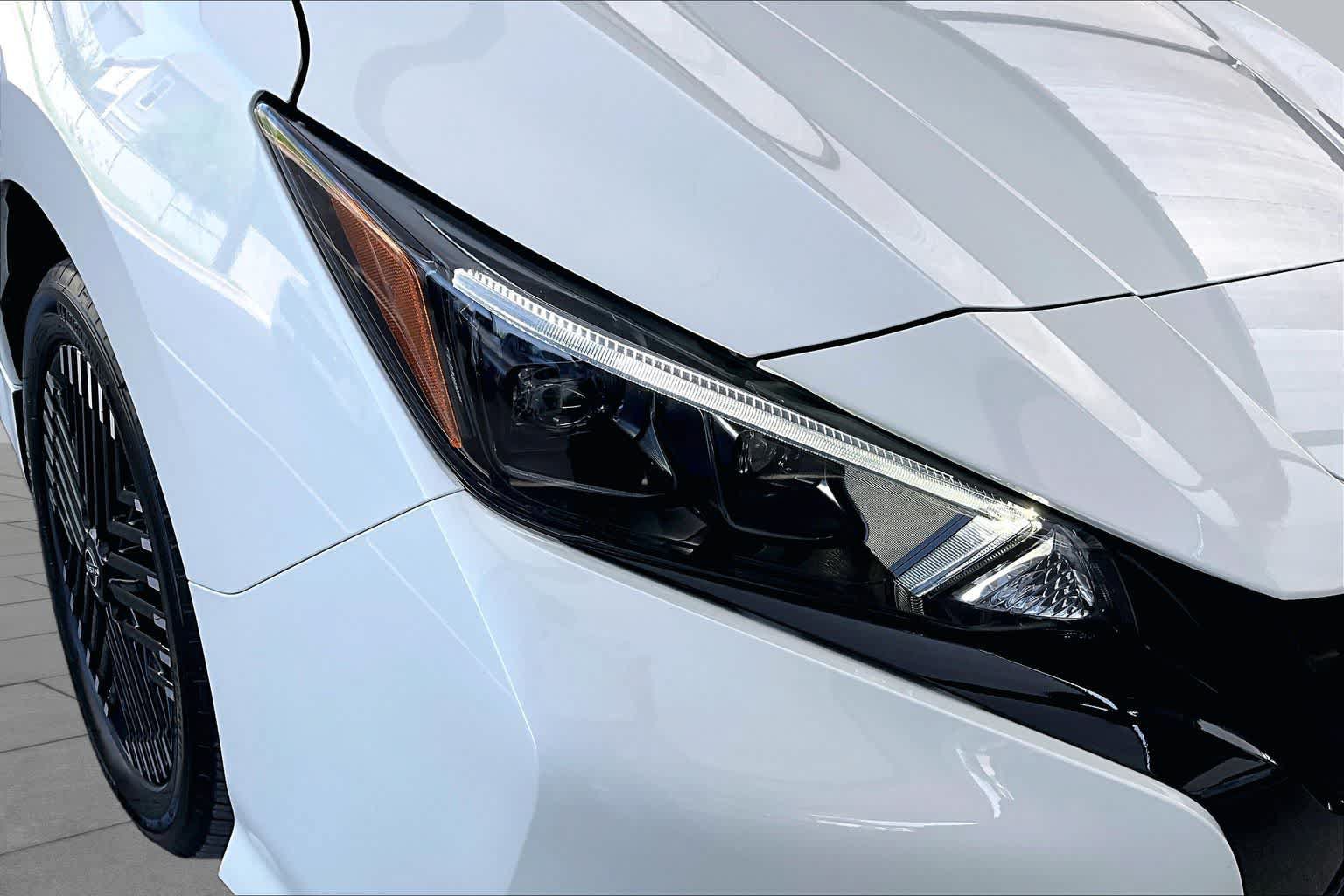 Used 2025 Nissan Leaf SV Plus FWD image 26
