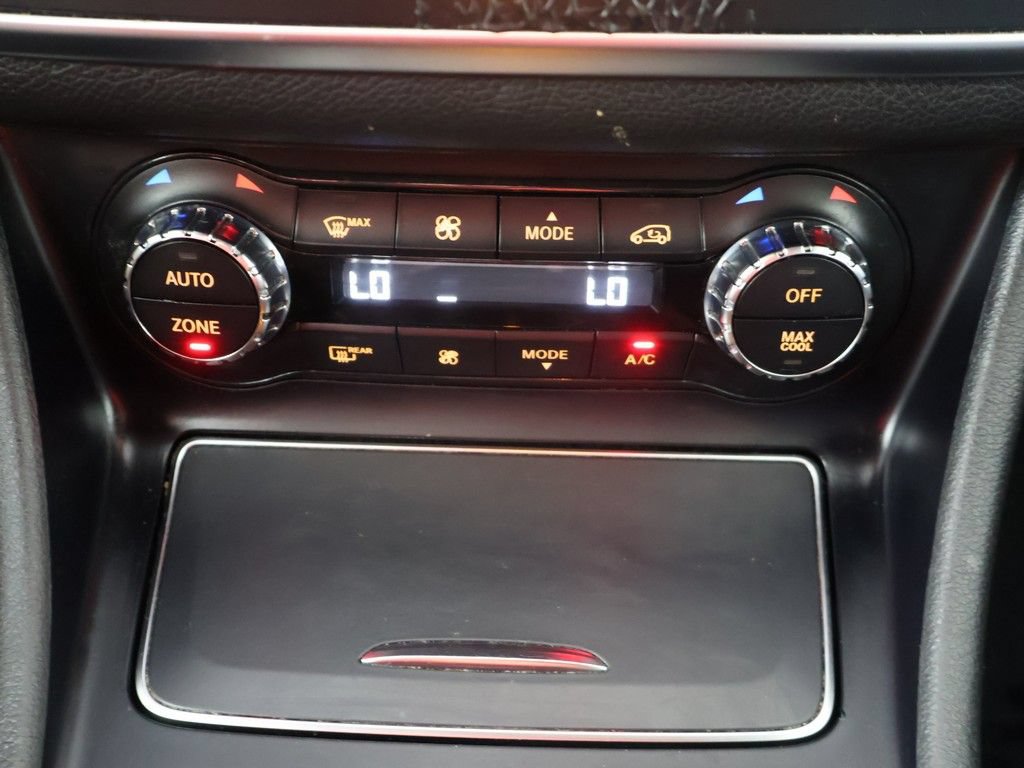 Used 2019 Mercedes-Benz GLA 250 4MATIC image 47