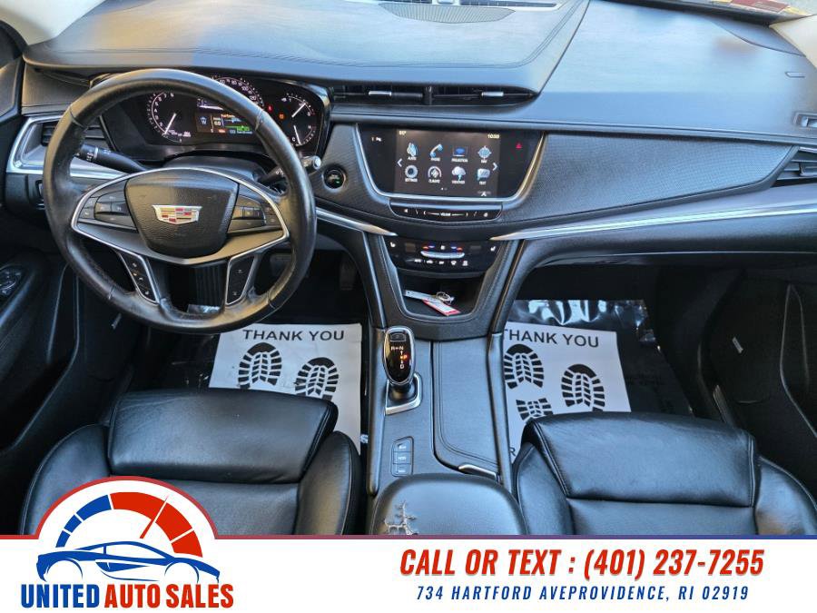 Used 2017 Cadillac XT5 Luxury w/ Driver Awareness Package image 14
