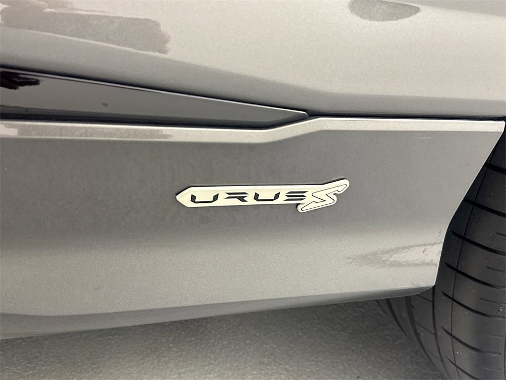 Used 2024 Lamborghini Urus S image 26