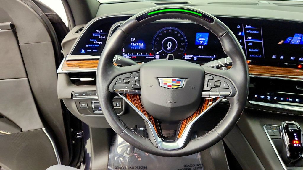 Used 2022 Cadillac Escalade Premium Luxury w/ Performance Package AWD/4WD image 14