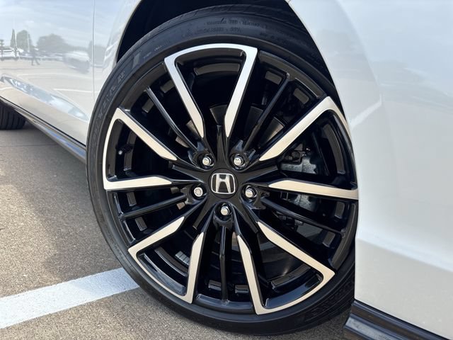Used 2026 Honda Accord Touring image 8