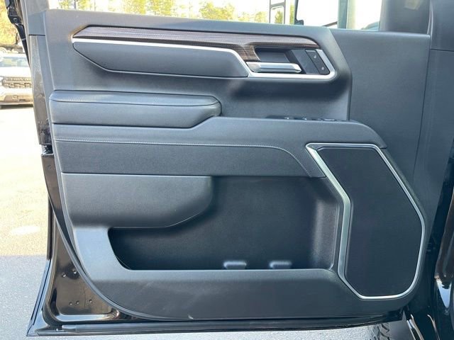 Used 2025 Chevrolet Silverado 2500 LT w/ Trail Boss Package image 14