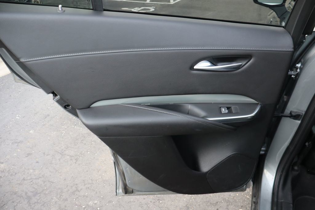 Used 2023 Cadillac XT4 Premium Luxury w/ Enhanced Visibility Package image 32