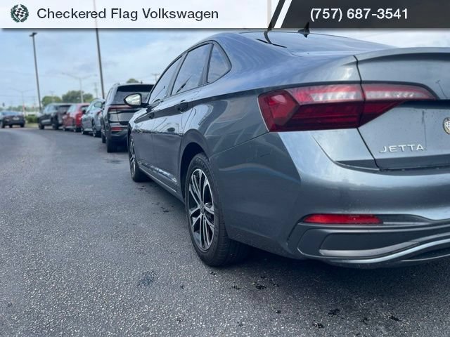 Used 2024 Volkswagen Jetta Sport FWD image 8