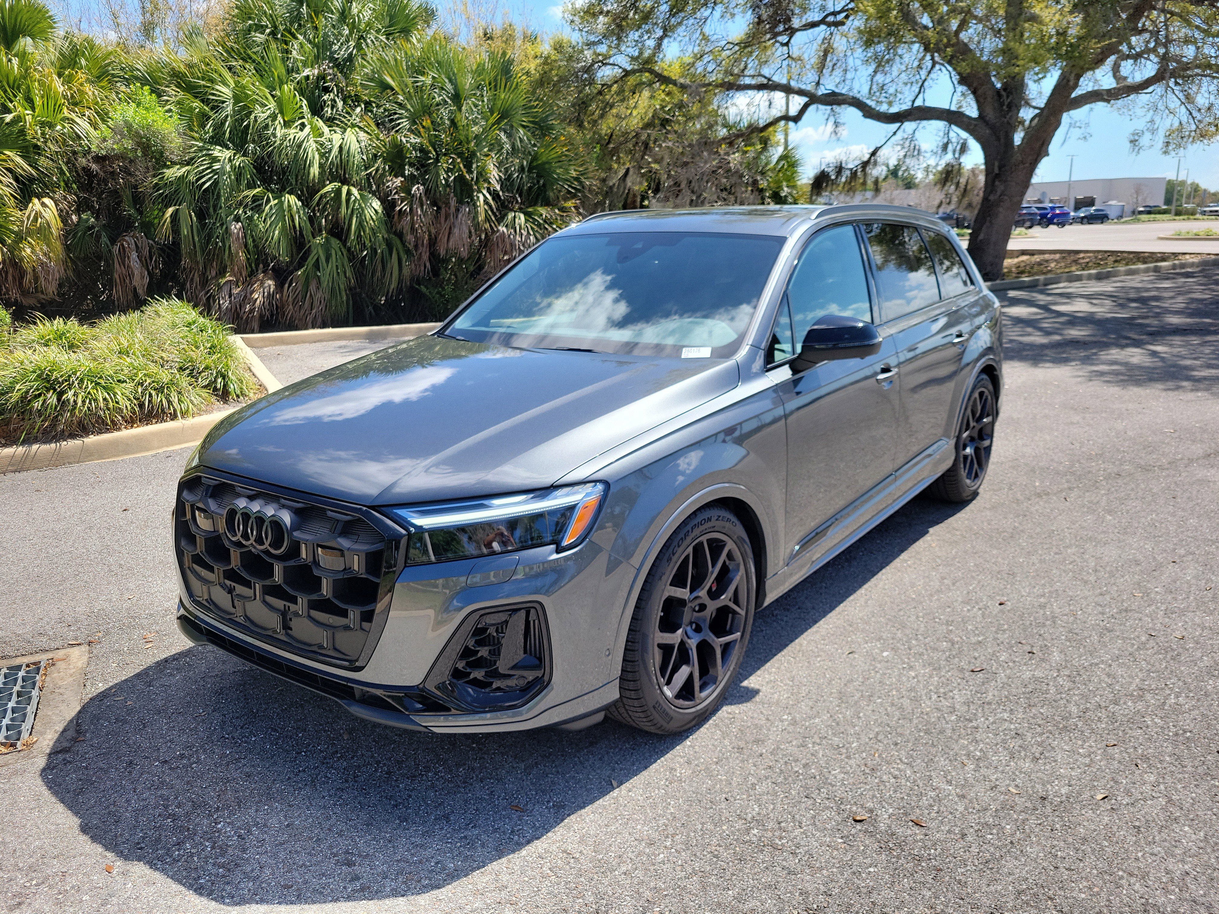 New 2026 Audi SQ7 Premium Plus image 8