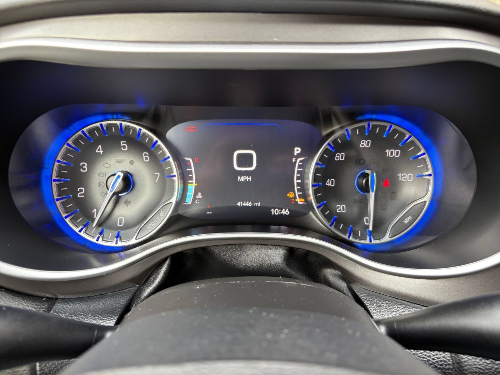 Used 2025 Chrysler Pacifica Select FWD image 38