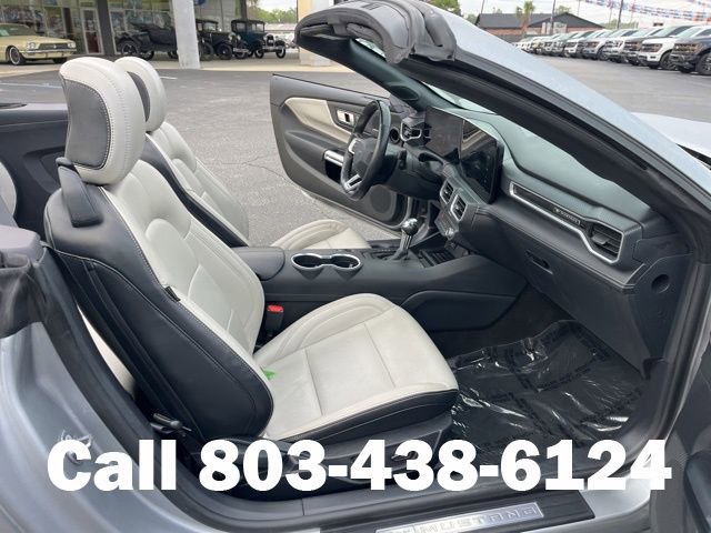 Used 2024 Ford Mustang Premium image 12