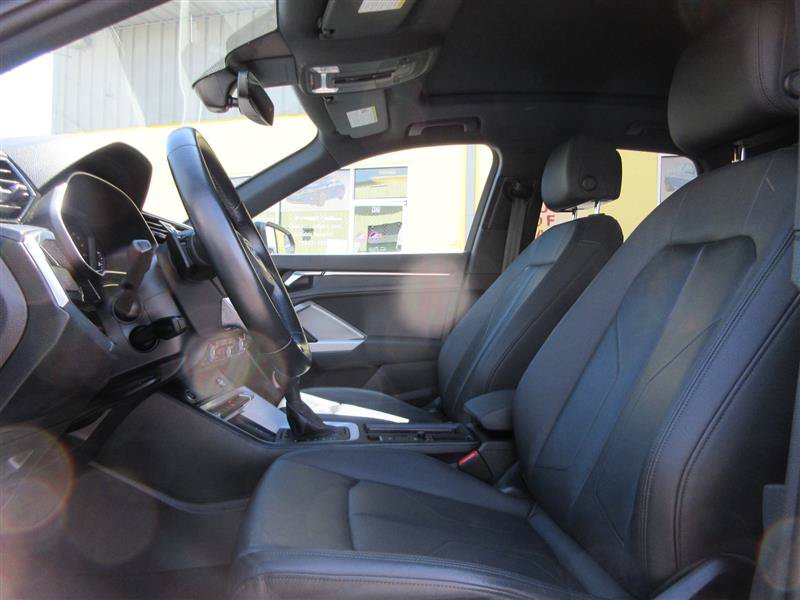 Used 2021 Audi Q3 2.0T Premium Plus w/ Premium Plus Package AWD/4WD image 24