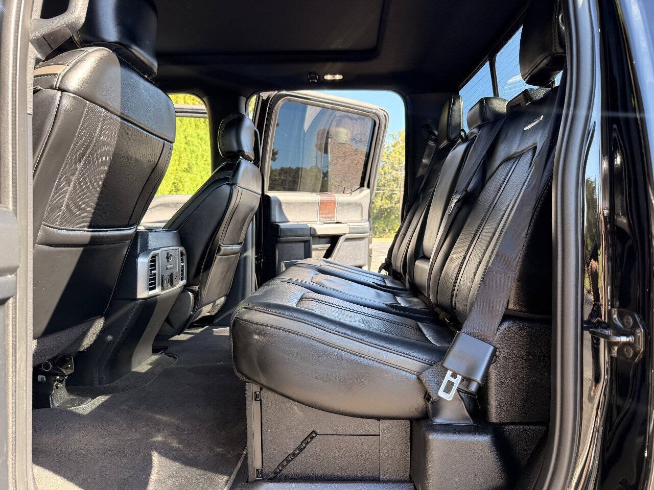 Used 2017 Ford F350 Platinum w/ Platinum Ultimate Package AWD/4WD image 16