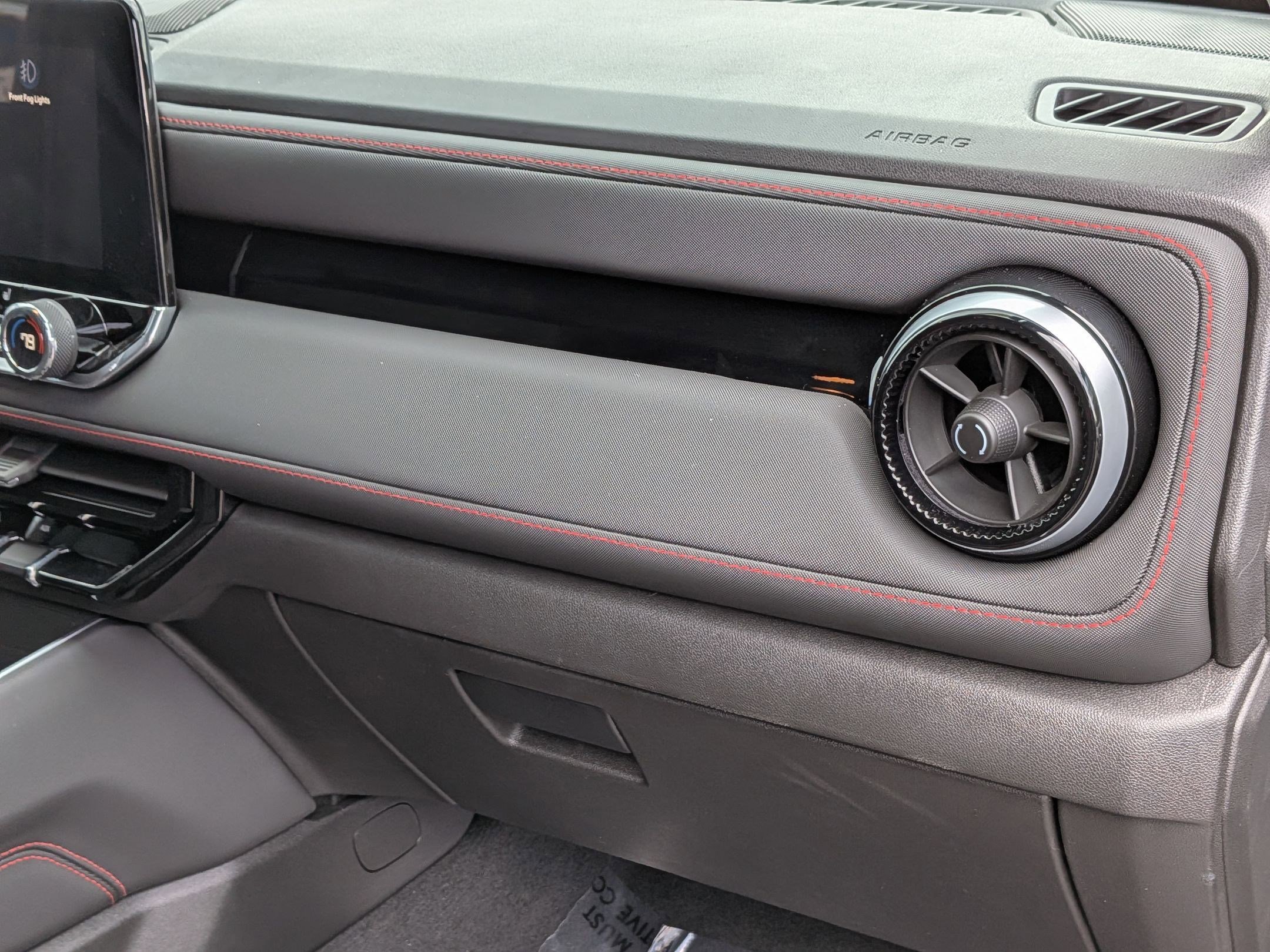 Certified 2024 Chevrolet Colorado Z71 w/ Z71 Convenience Package 2 image 29