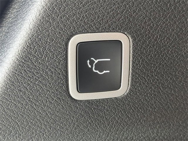 New 2026 Chrysler Voyager LX image 15