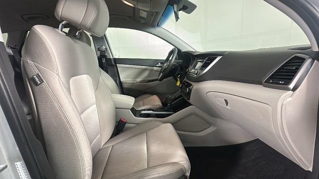 Used 2016 Hyundai Tucson SE w/ Option Group 02 AWD/4WD image 28