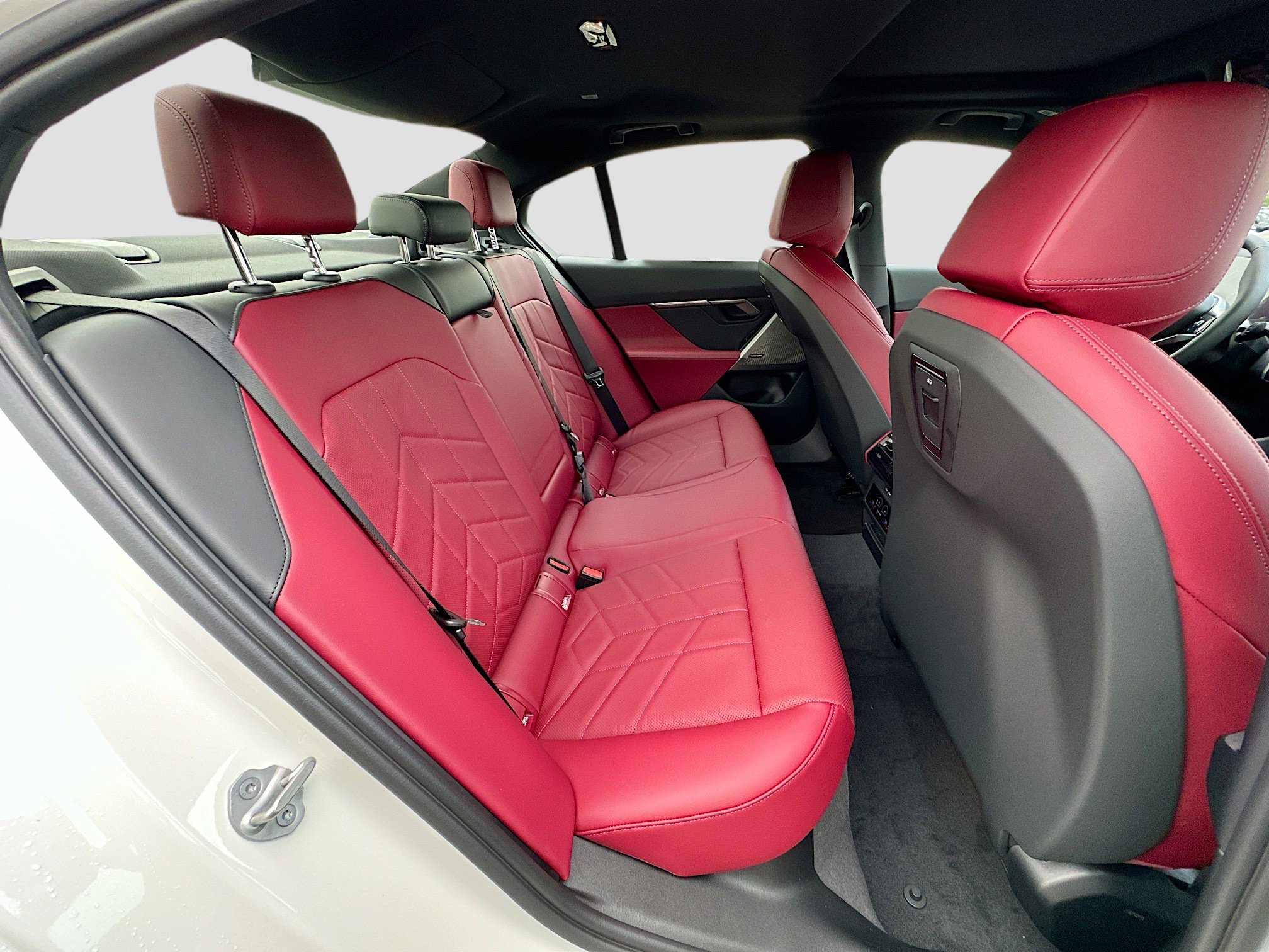 New 2026 BMW 530i 530i w/ Convenience Package image 22