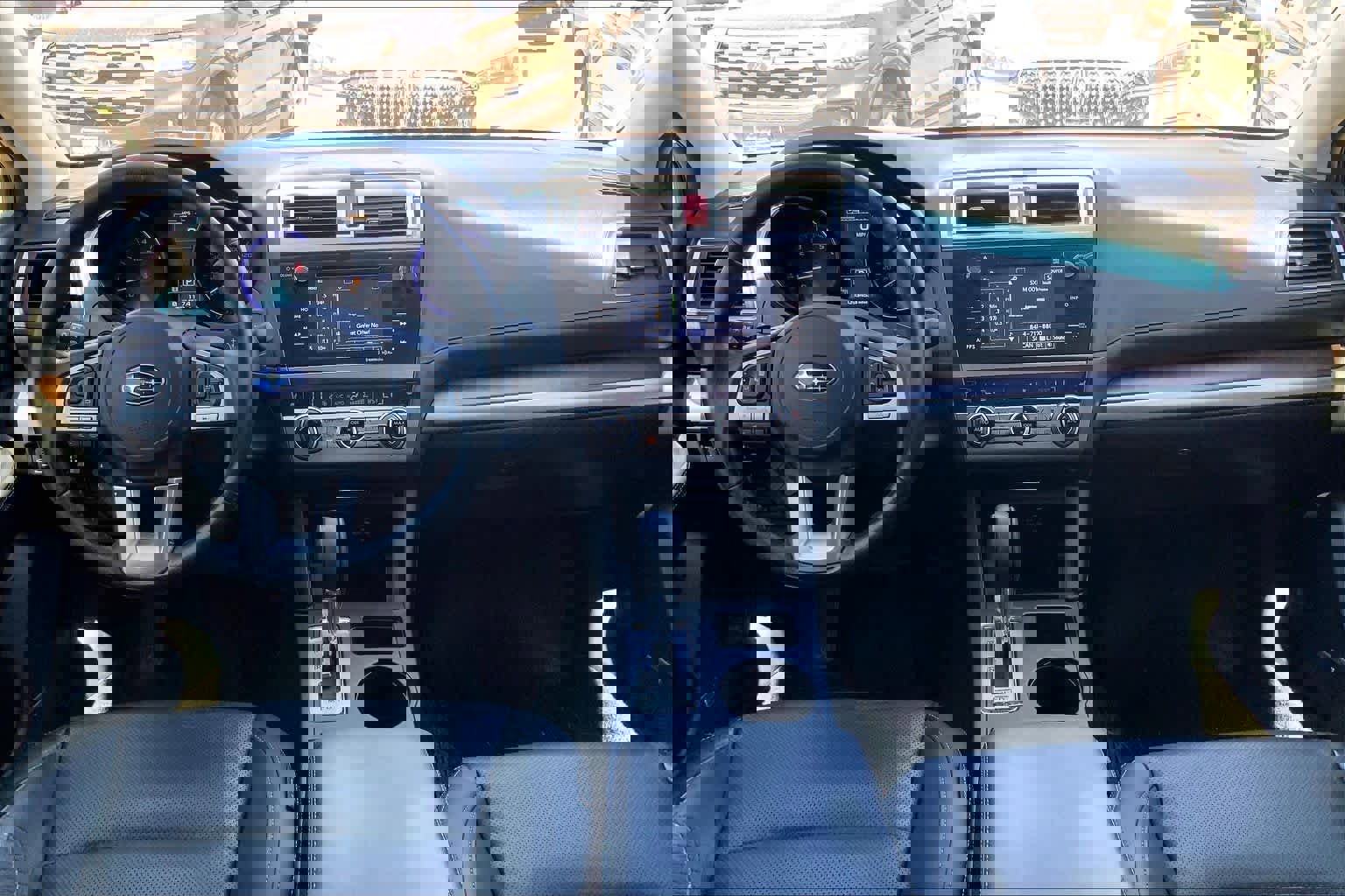 Used 2015 Subaru Outback 3.6R Limited image 16