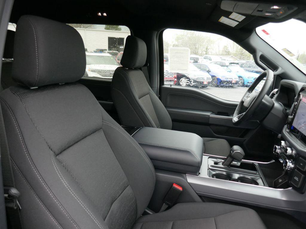 New 2026 Ford F150 XLT image 8