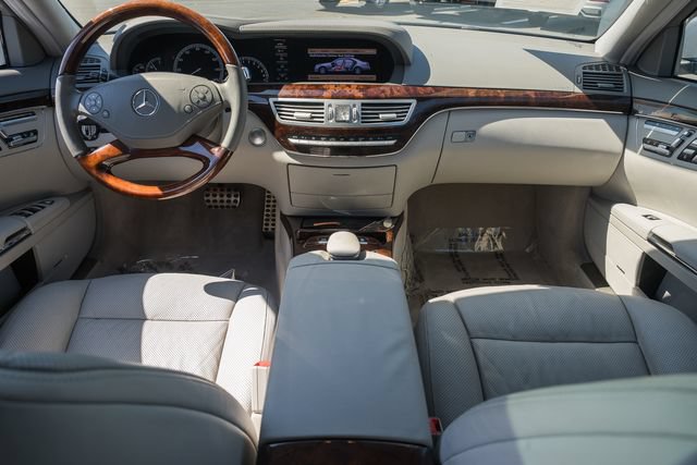 Used 2011 Mercedes-Benz S 550 image 22