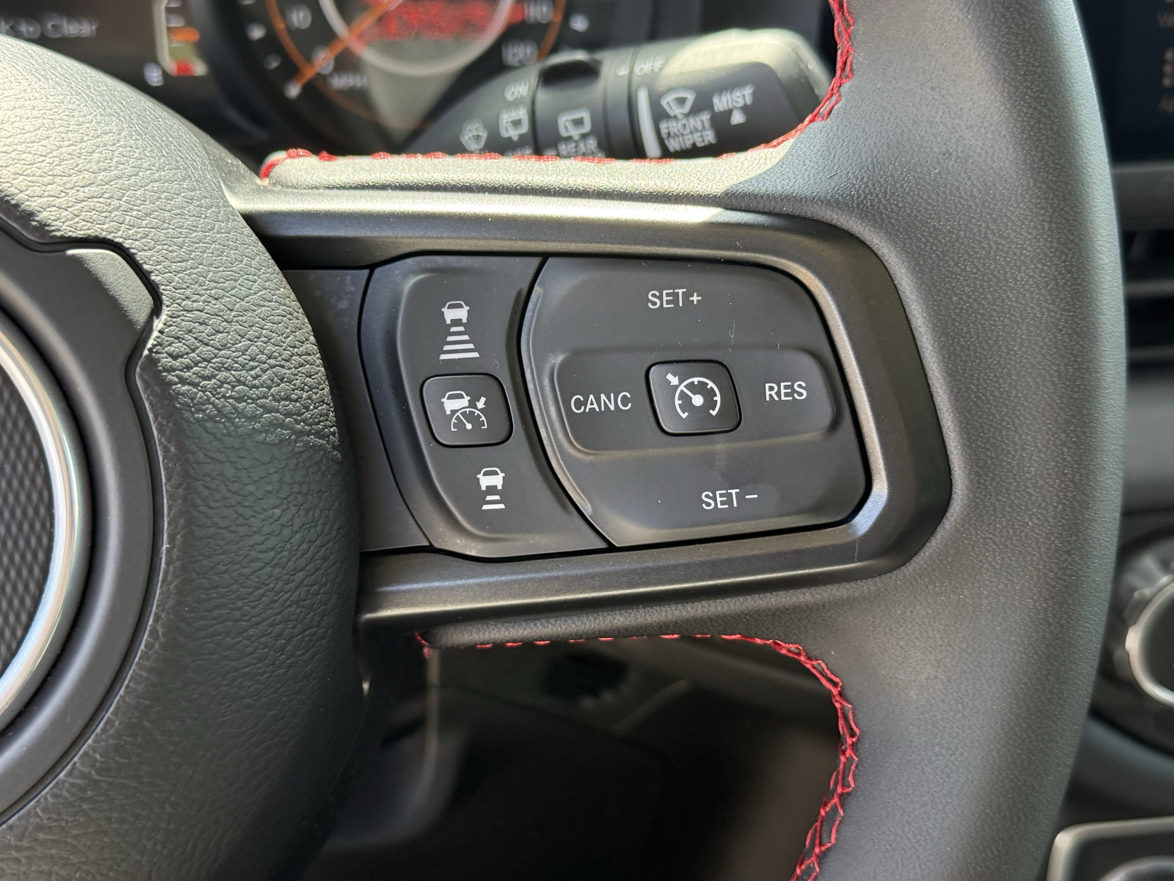 Used 2025 Jeep Wrangler Unlimited Rubicon image 17