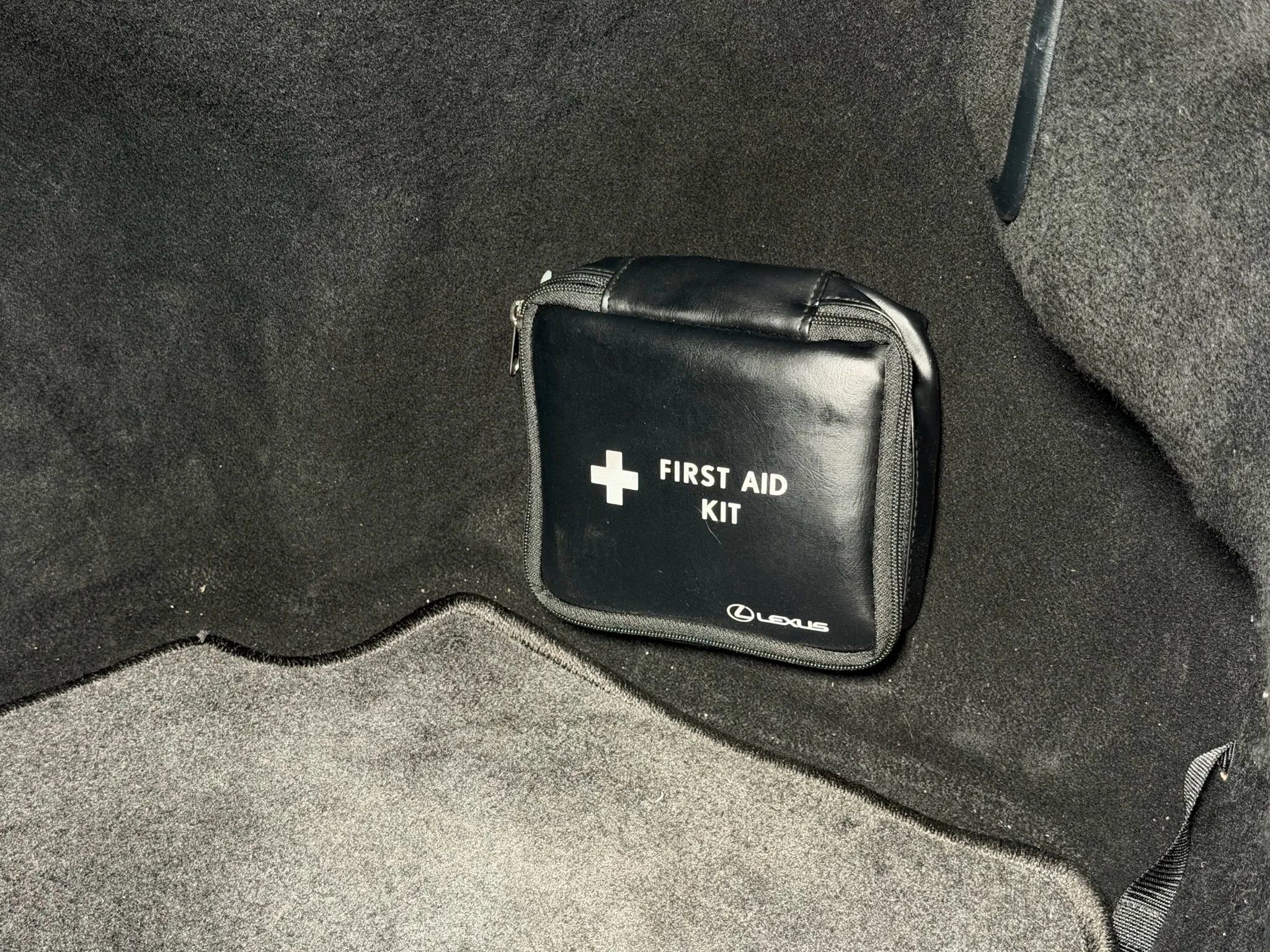 Used 2009 Lexus LS 460 AWD w/ Comfort Seating Pkg image 16