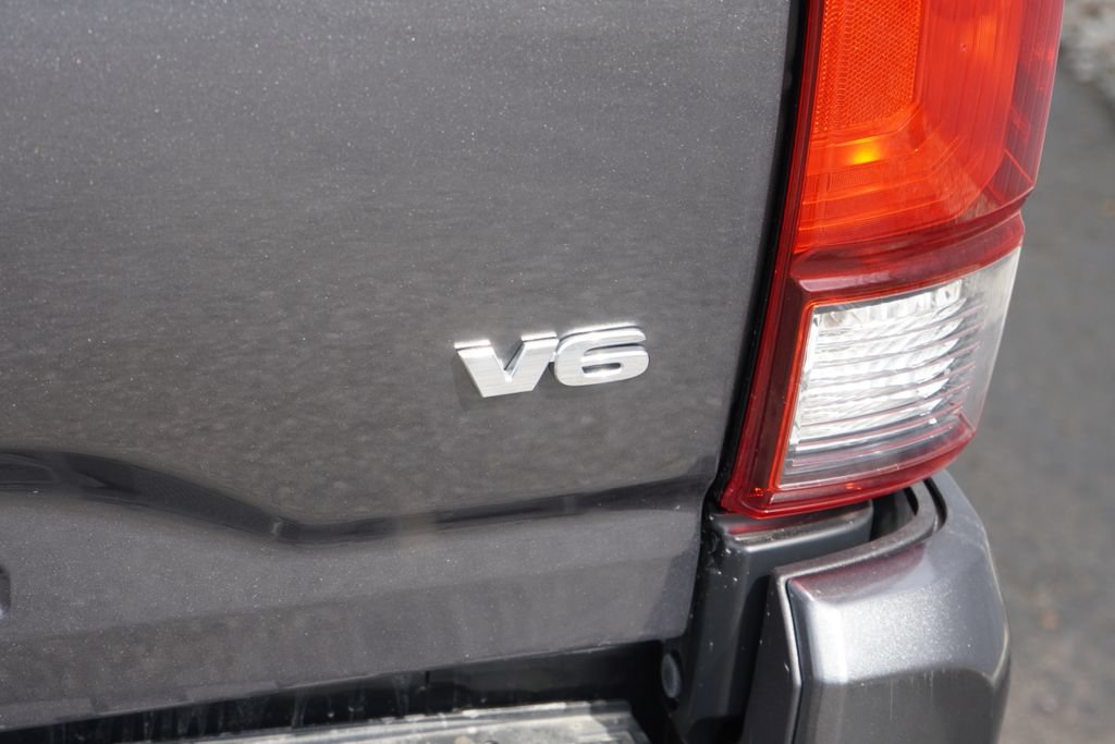 Used 2023 Toyota Tacoma SR AWD/4WD image 8