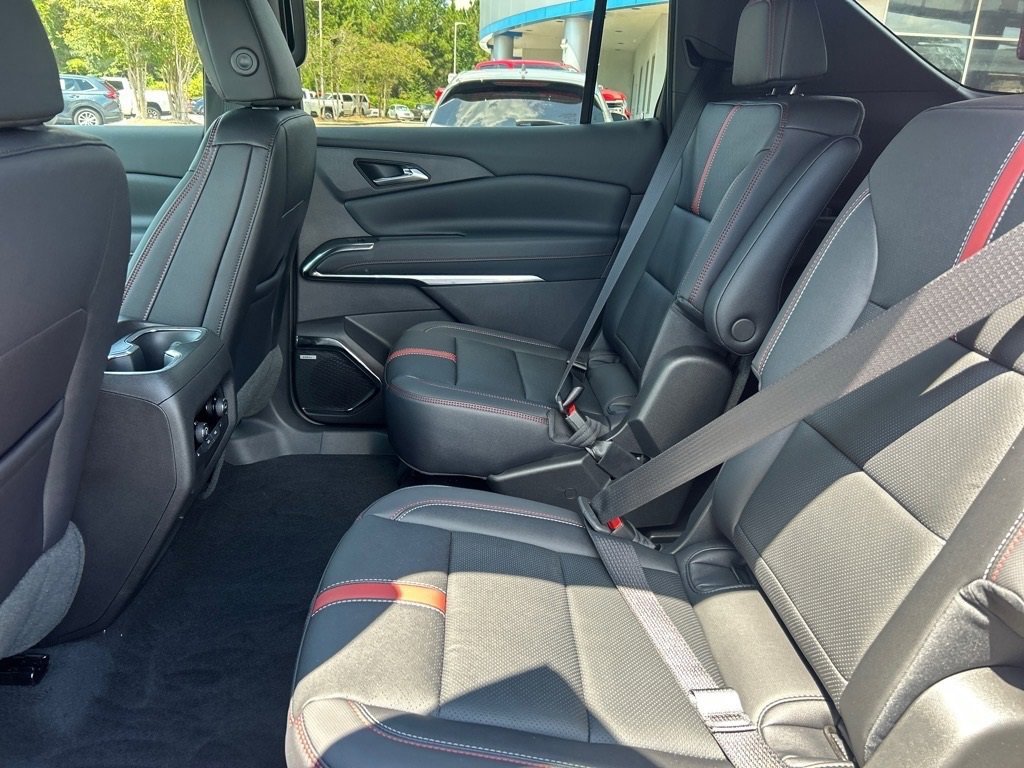 New 2026 Chevrolet Traverse RS w/ LPO, Floor Liner Package image 19