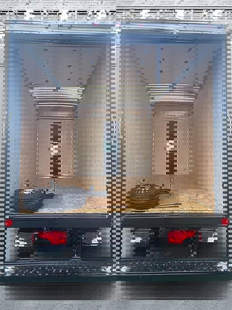 New 2024 Mercedes-Benz Sprinter 4500 image 3