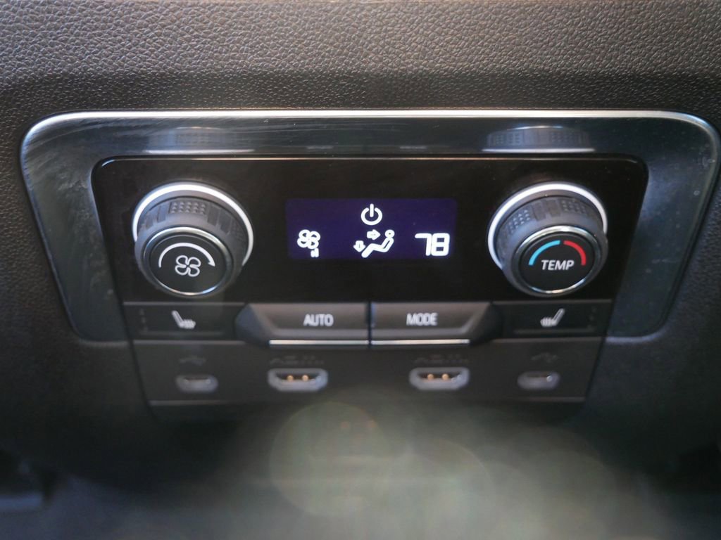 Used 2021 Chevrolet Tahoe High Country AWD/4WD image 13