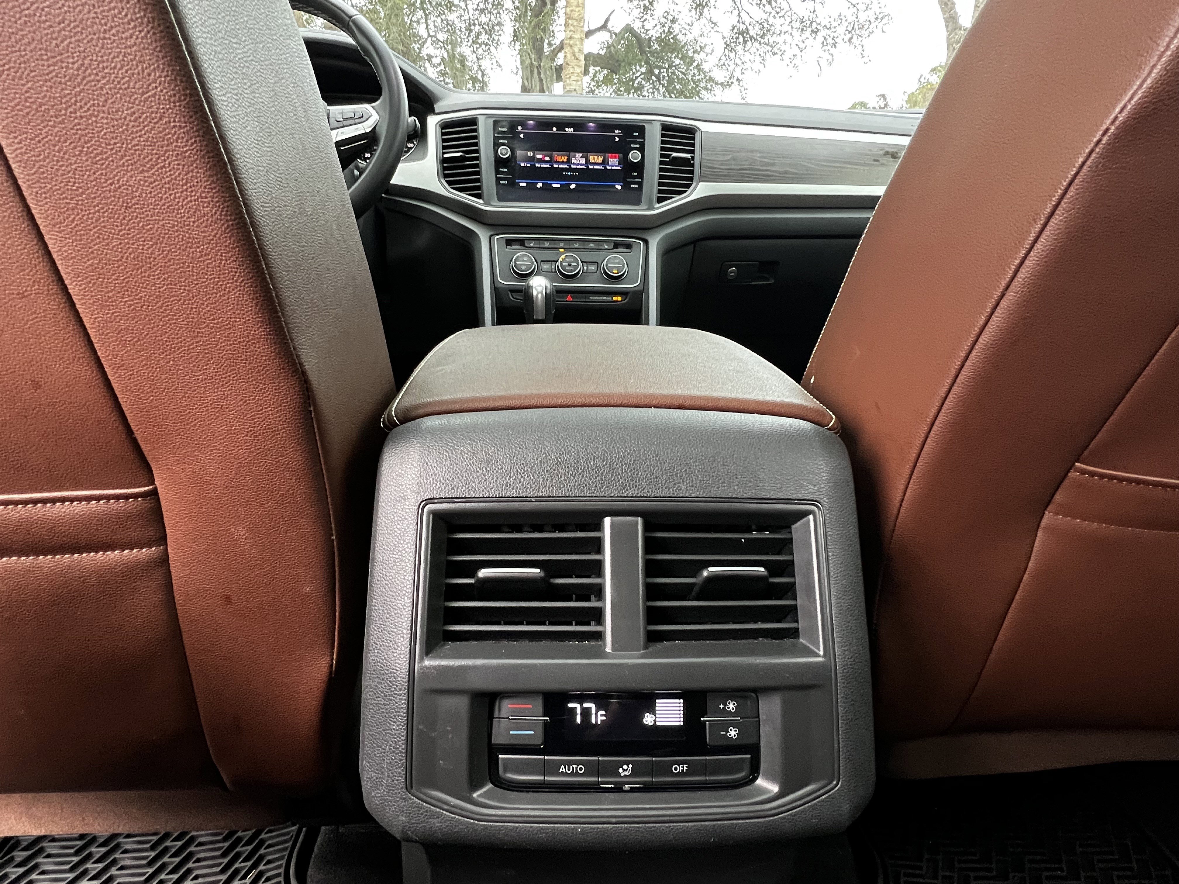 Used 2021 Volkswagen Atlas SE w/ Panoramic Sunroof Package image 37