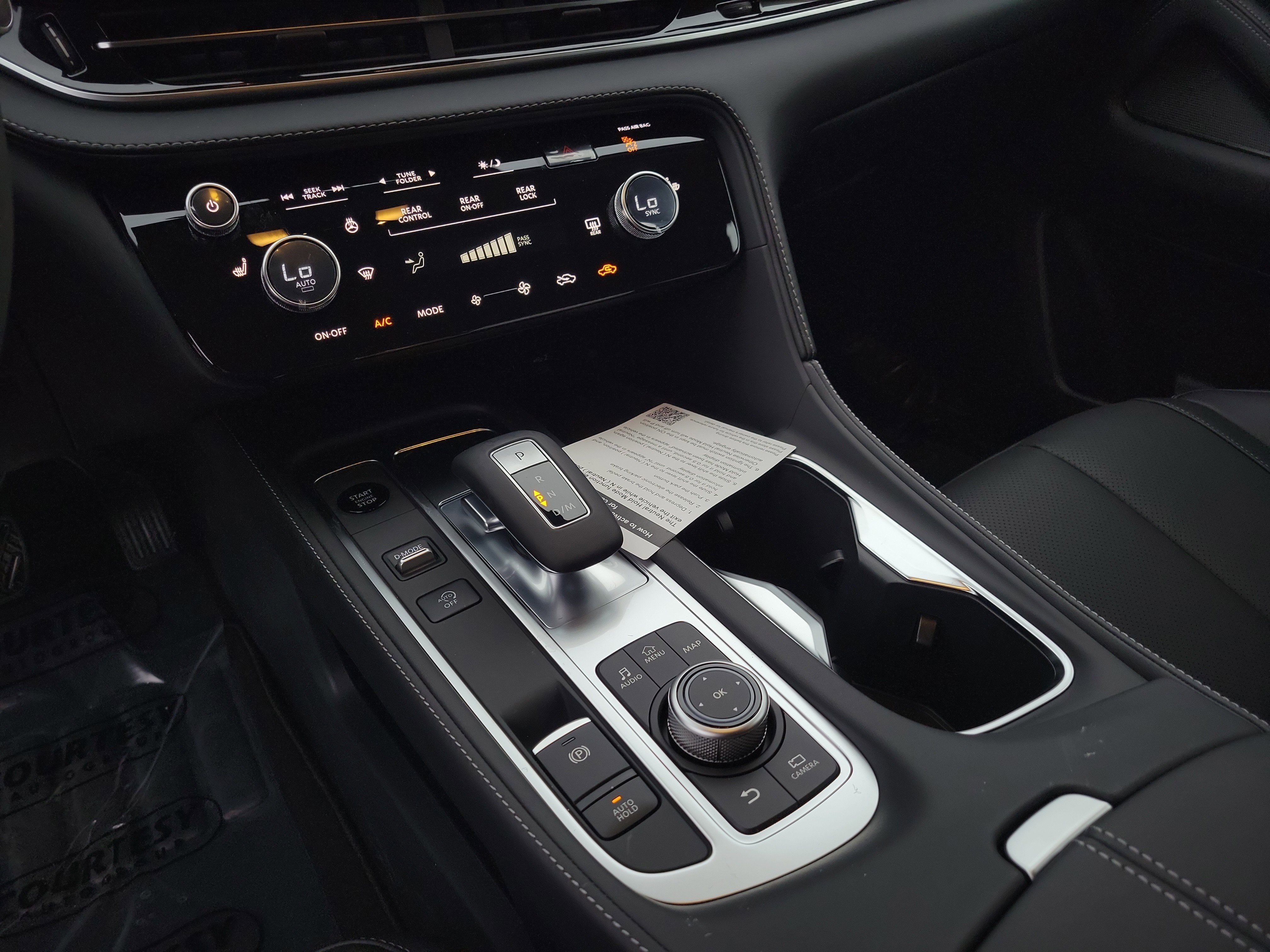 New 2026 INFINITI QX60 Pure image 17