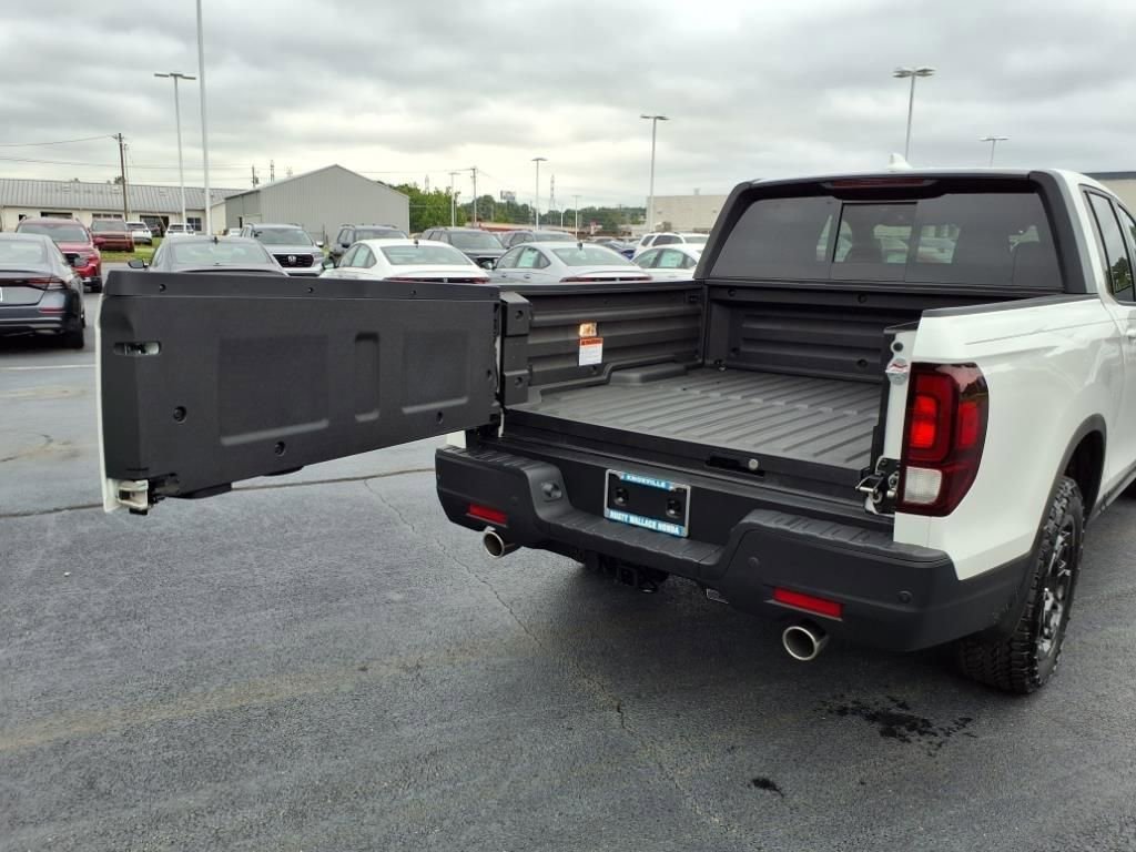 New 2025 Honda Ridgeline TrailSport+ image 12