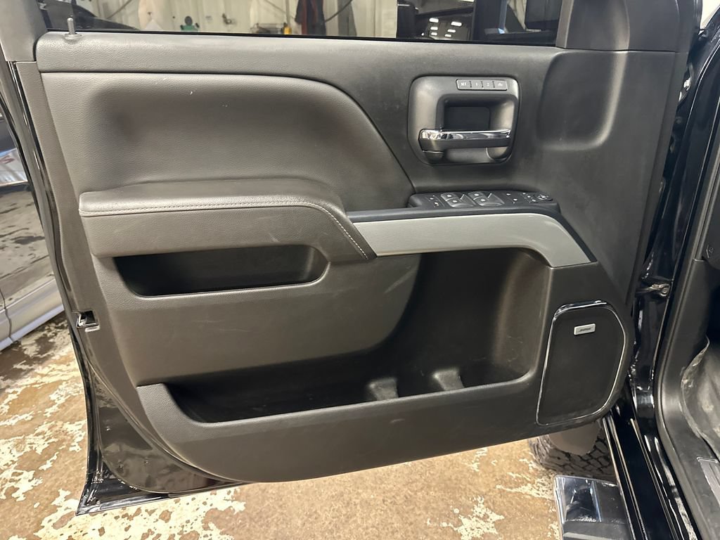 Used 2018 Chevrolet Silverado 2500 LTZ w/ Duramax Plus Package AWD/4WD image 15