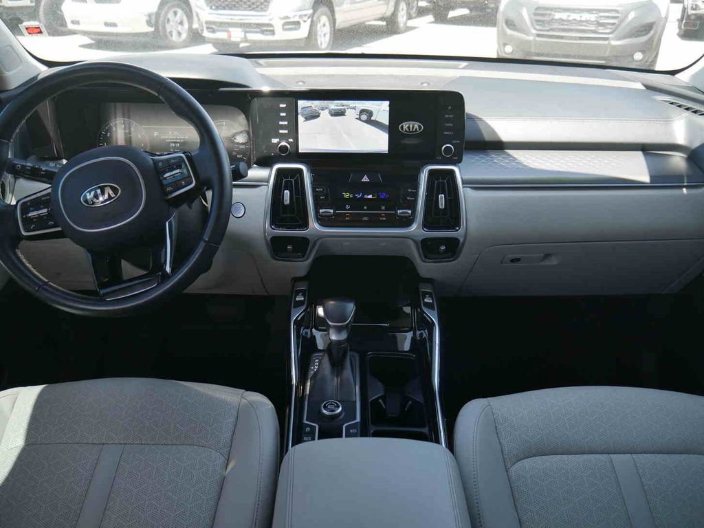 Used 2021 Kia Sorento SX FWD image 5