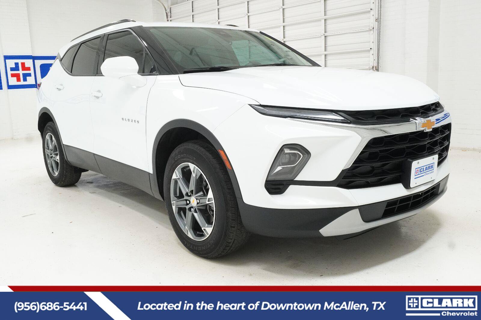 Used 2026 Chevrolet Blazer LT w/ Convenience Package FWD image 3
