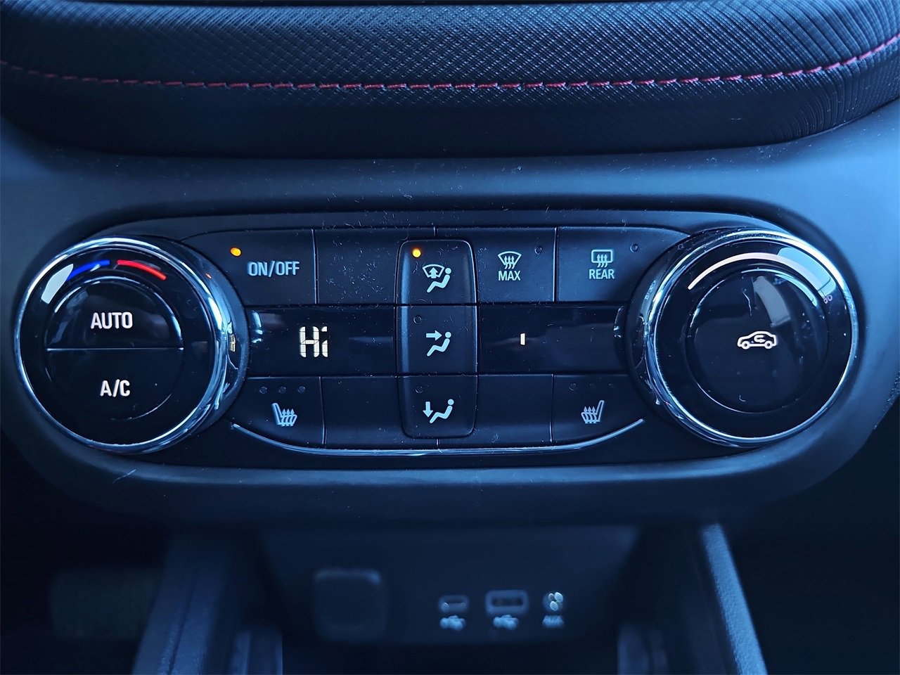 Certified 2023 Chevrolet TrailBlazer RS w/ Convenience Package image 21