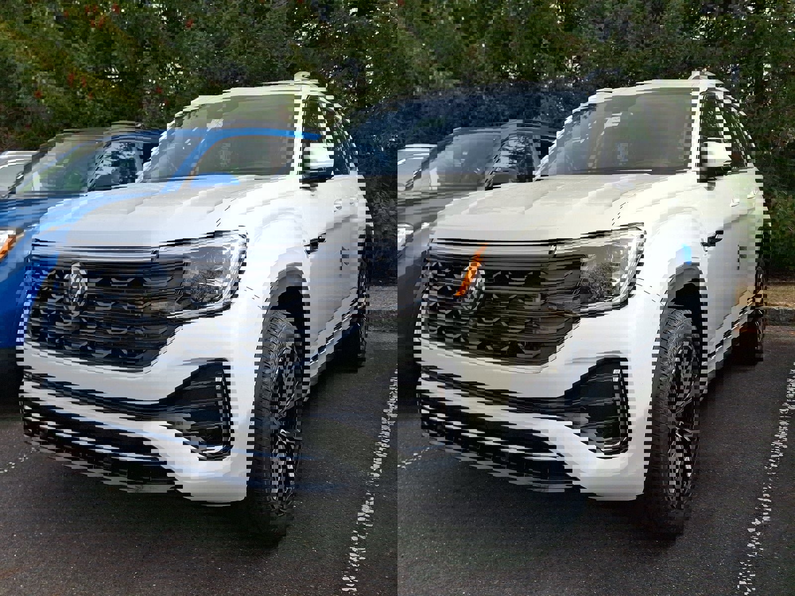 New 2026 Volkswagen Atlas SEL Premium R-Line image 3