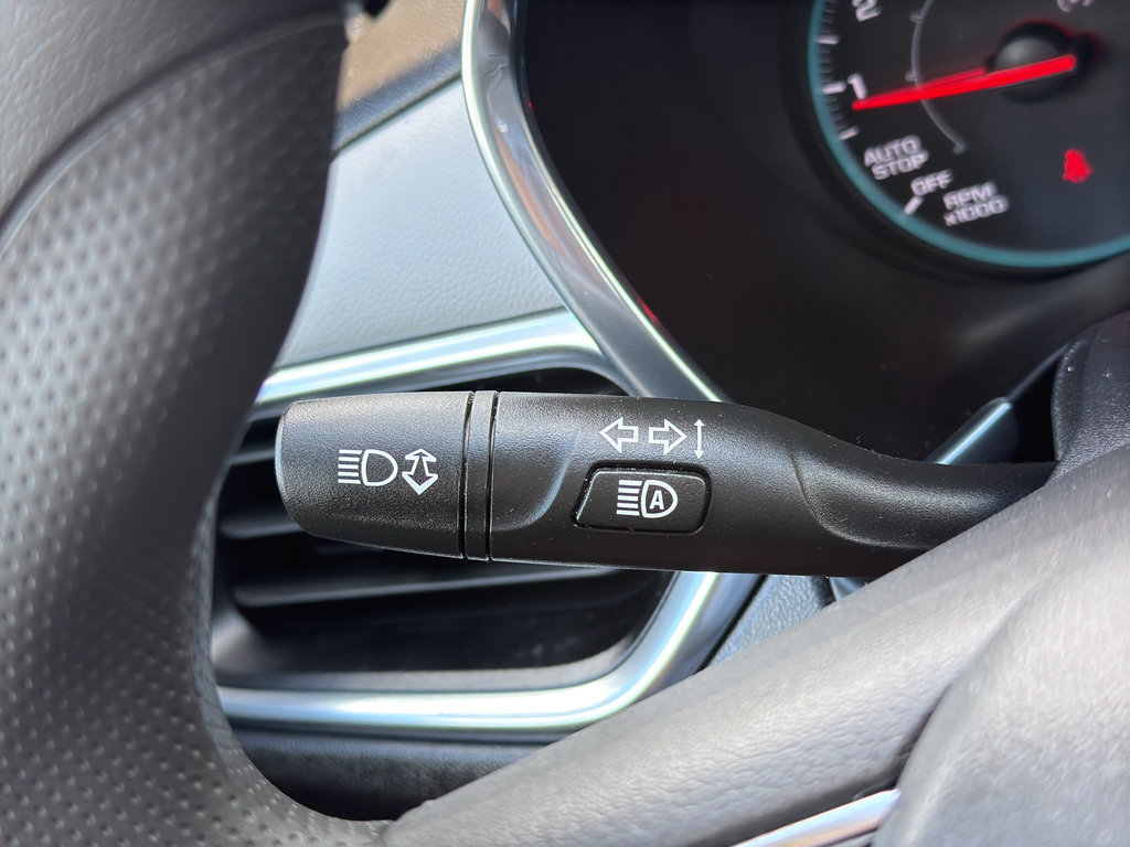 Used 2024 Chevrolet Equinox LS FWD image 15