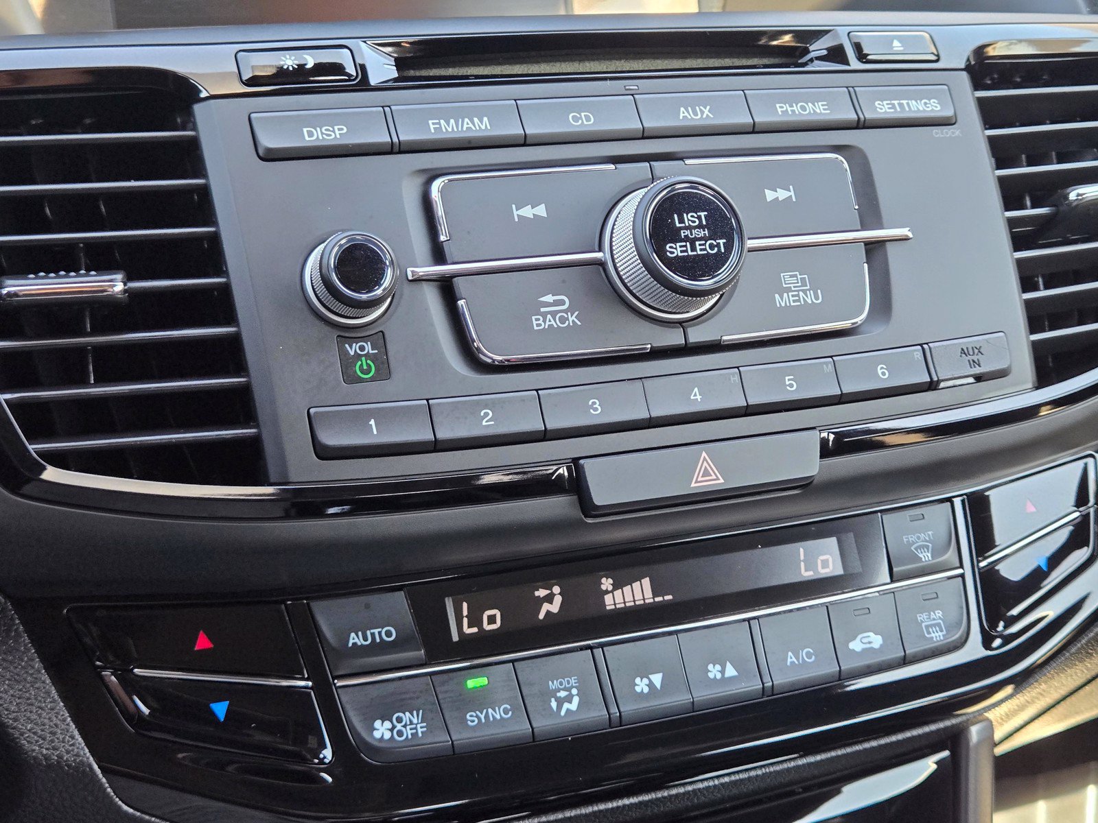Used 2016 Honda Accord Sport image 19