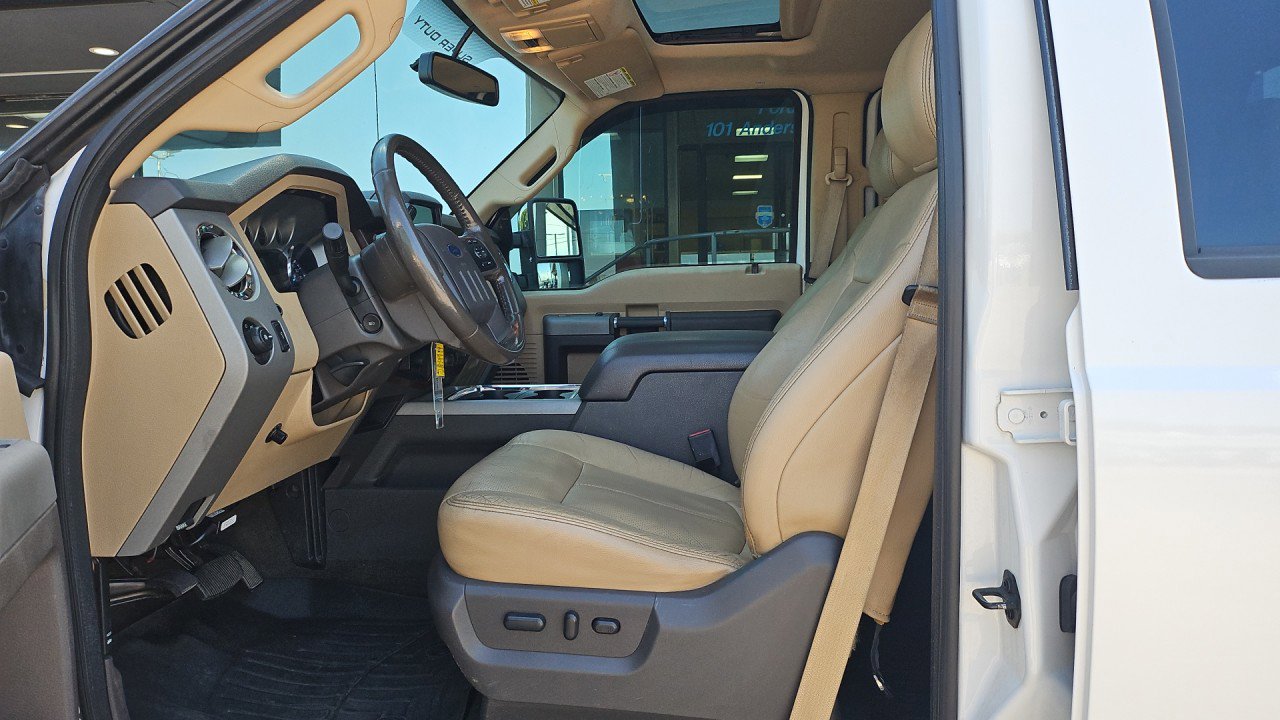 Used 2013 Ford F250 Lariat w/ Lariat Ultimate Pkg AWD/4WD image 11