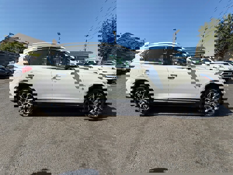 Used 2016 INFINITI QX50 2WD image 4