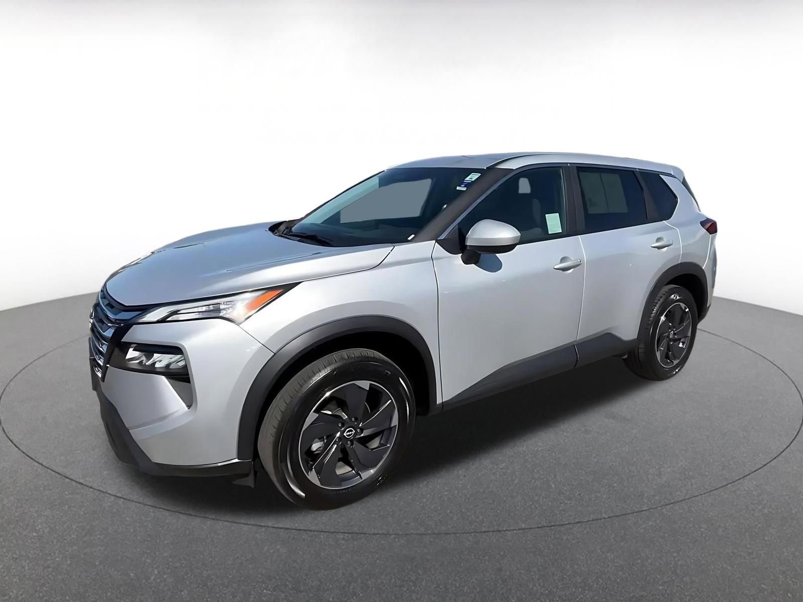 Used 2025 Nissan Rogue SV FWD image 8