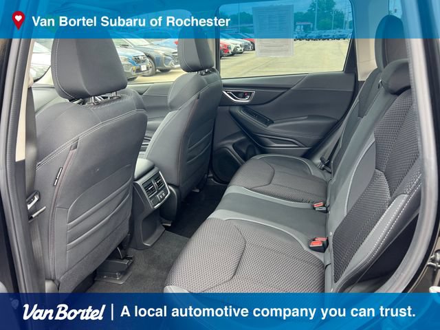 Used 2023 Subaru Forester Premium AWD/4WD image 24